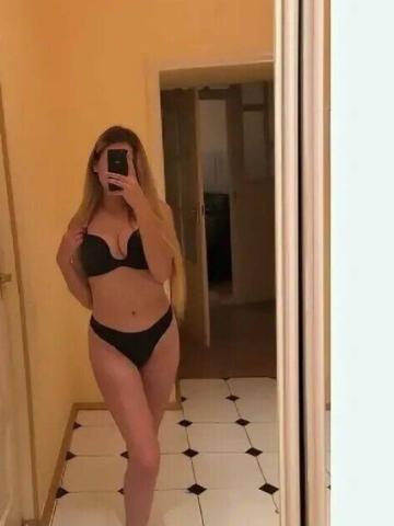 Олеся Новенькая Блондинка фото 2